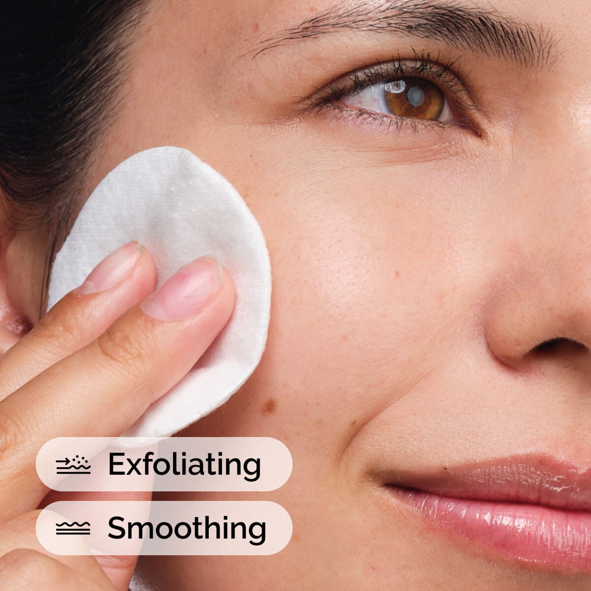 glycolic-acid-7-exfoliating-toner-s6 ord-glycolic-acid-exfoliating-toner-model-application-with-benefits.jpg